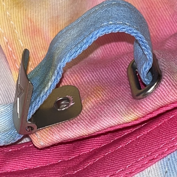 Jeffree Star Tie Dye Embroidered Adjustable Hat Limited Edition - Picture 4 of 5